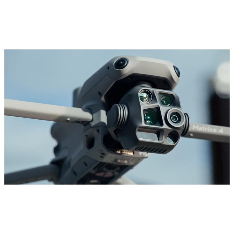 DJI matrice 4